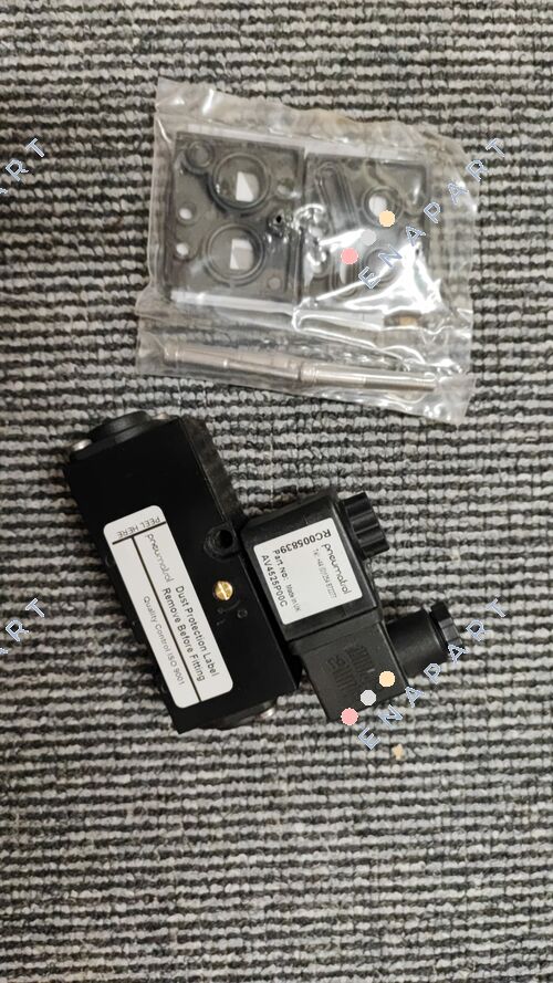 RGR2518PKS0C   Typ R2518PKS0C