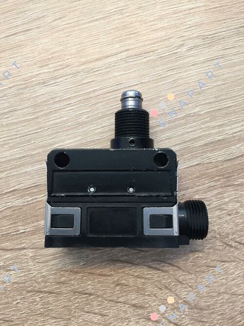 D4E-1C20N anahtarı